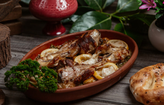 Пряности, остренькое и орехи: что предпочитал есть Иосиф Сталин — простая еда со смыслом