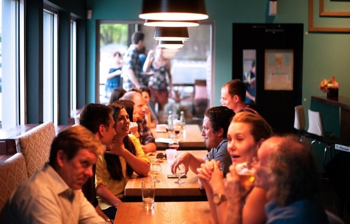 Не болтайте лишнего: 3 приёма сохранить энергию в общении — личные границы под защитой