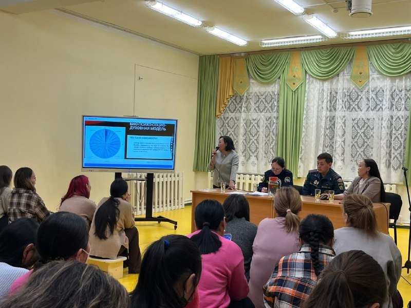 В Среднеколымске журналист начала проводить лекции о вреде алкоголя