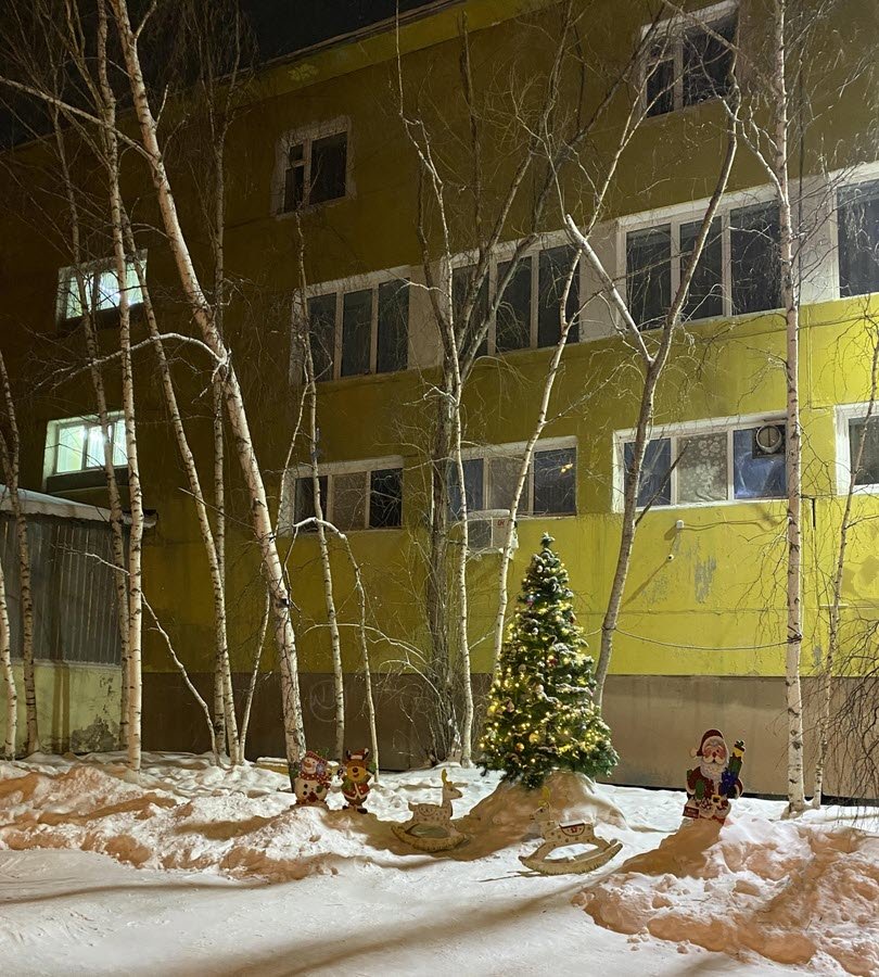 В детском саду Якутска ребенок выпал из окна