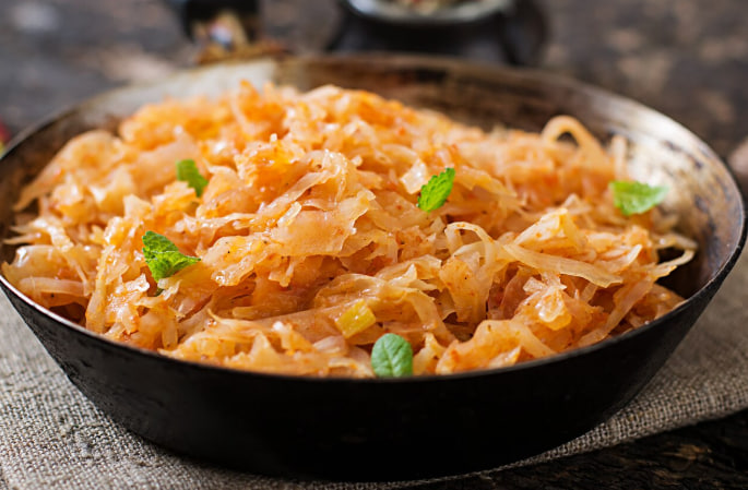 Продукты простые — вкус неземной: тушёная капуста, которая останется в сердечке — кулинарный шедевр на столе