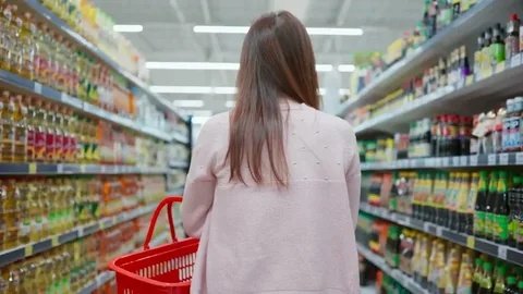 Деньги в унитаз: 4 привычки, которые незаметно съедают 15 000 рублей из вашего бюджета ежемесячно