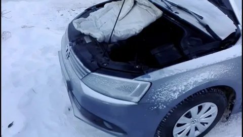 Смерть мотора в минусовую температуру: почему популярный совет греть машину 2 минуты погубит двигатель вашего автомобиля
