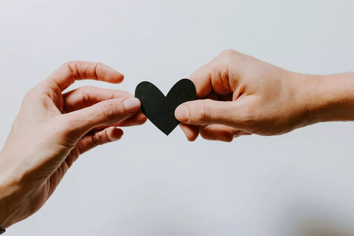 В любви повезет, и в работе повезет — отличные новости для 1 знака Зодиака в конце февраля