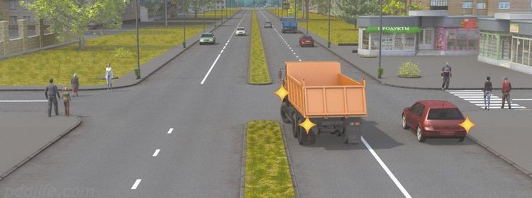 Поворот и пешеходы — водитель всегда … виноват: экзаменационный вопрос ПДД, где интуиция подводит 57% учеников