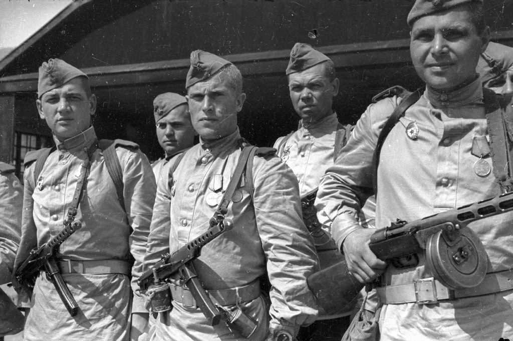 Носки носкам рознь — почему никакие носочно-чулочные изделия никогда не заменят портянки