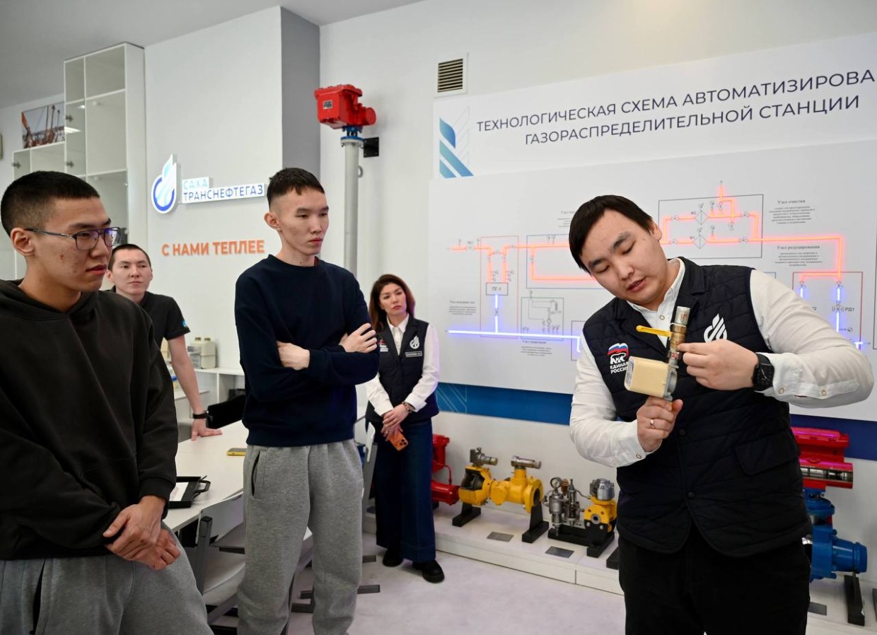 «Сахатранснефтегаз» провел лекцию для студентов СВФУ