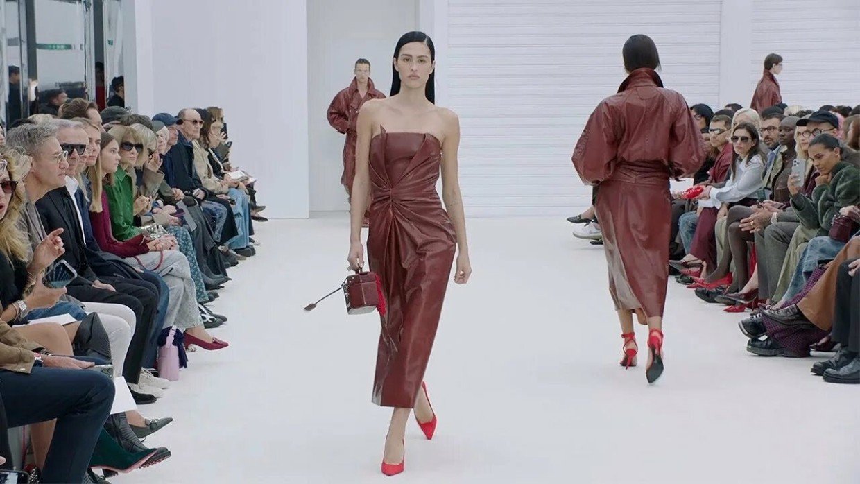 Мода для всех: тренды 2026 года для дам после 60 — подойдут для повседневной носки