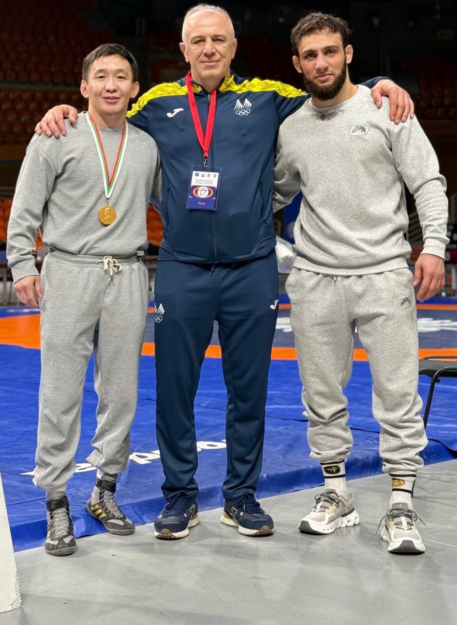 Фотофакт: Якутский борец-легинер Владимир Егоров стал чемпионом Международного турнира