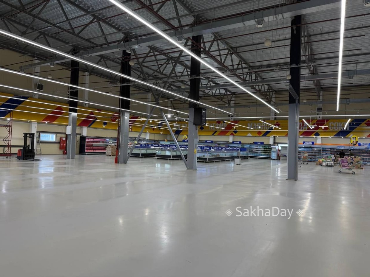 Уже официально. В Якутске закрывается гипермаркет «Максмаркет»