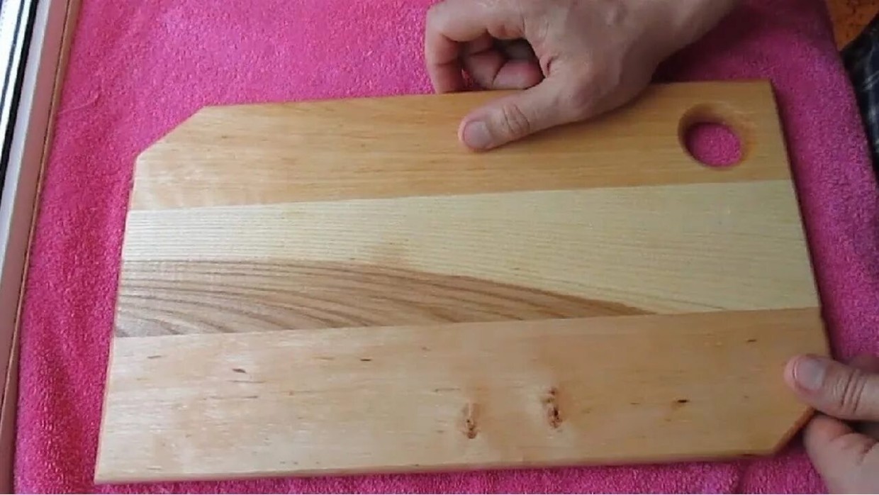 Древесина теперь ничего не боится: дешёвое аптечное средство заменит все дорогие составы — обработал и радуюсь