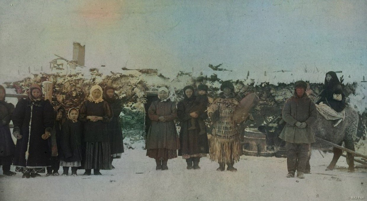 «Дал коня доброго да соболя»: Сколько стоили услуги шаманов и лекарей в старину?