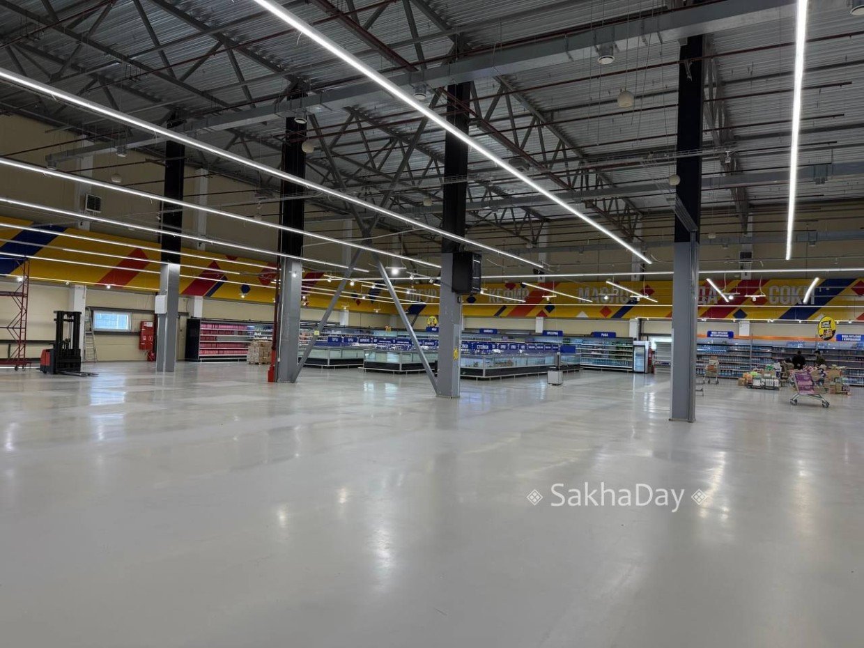 Уже официально. В Якутске закрывается гипермаркет «Максмаркет»