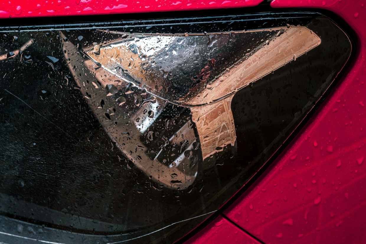 Оттепель машине не враг — эксперты рассказали, как спасти авто от весеннего потопа, рабочие способы