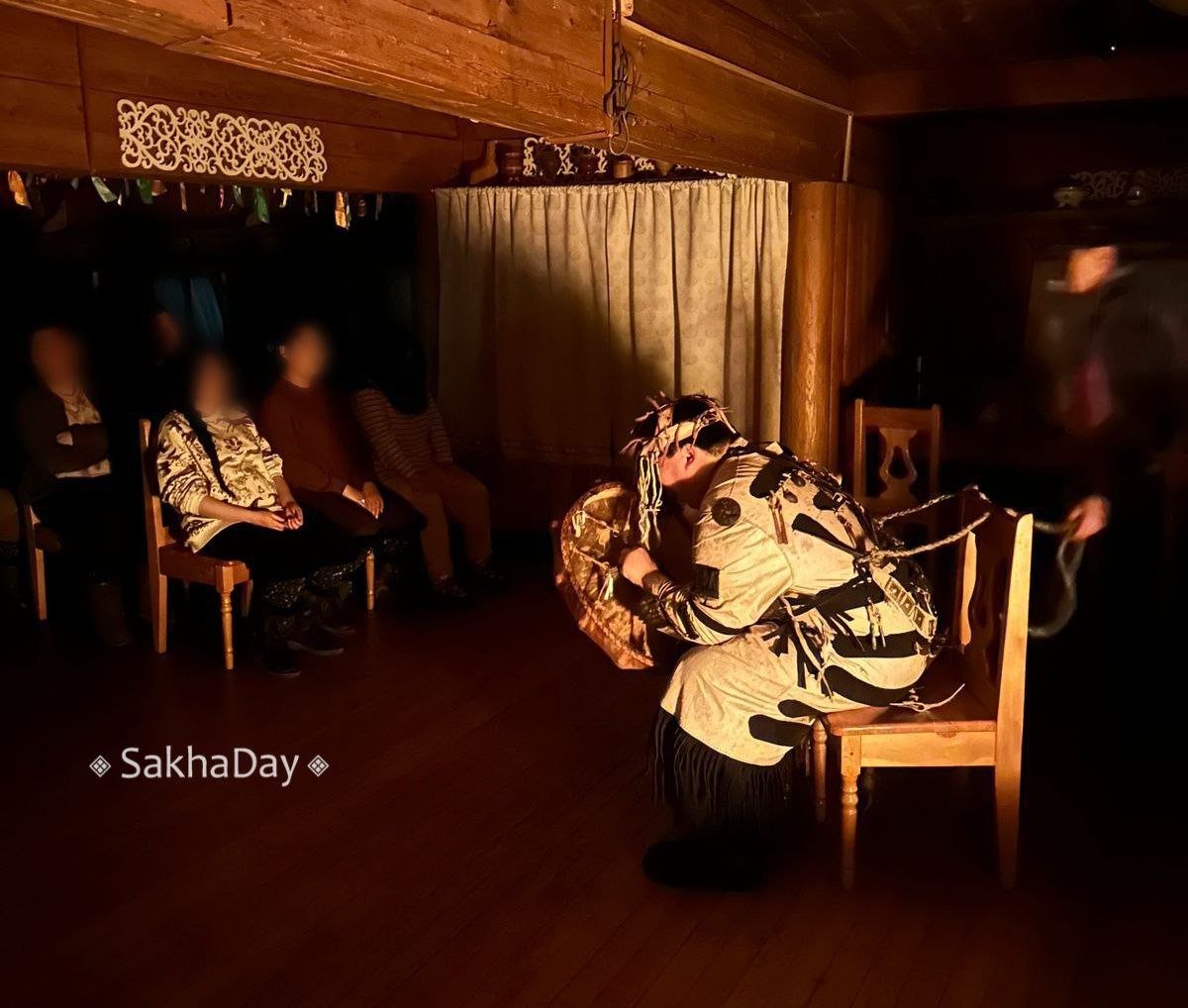 В Якутске стали проводить камлание шамана