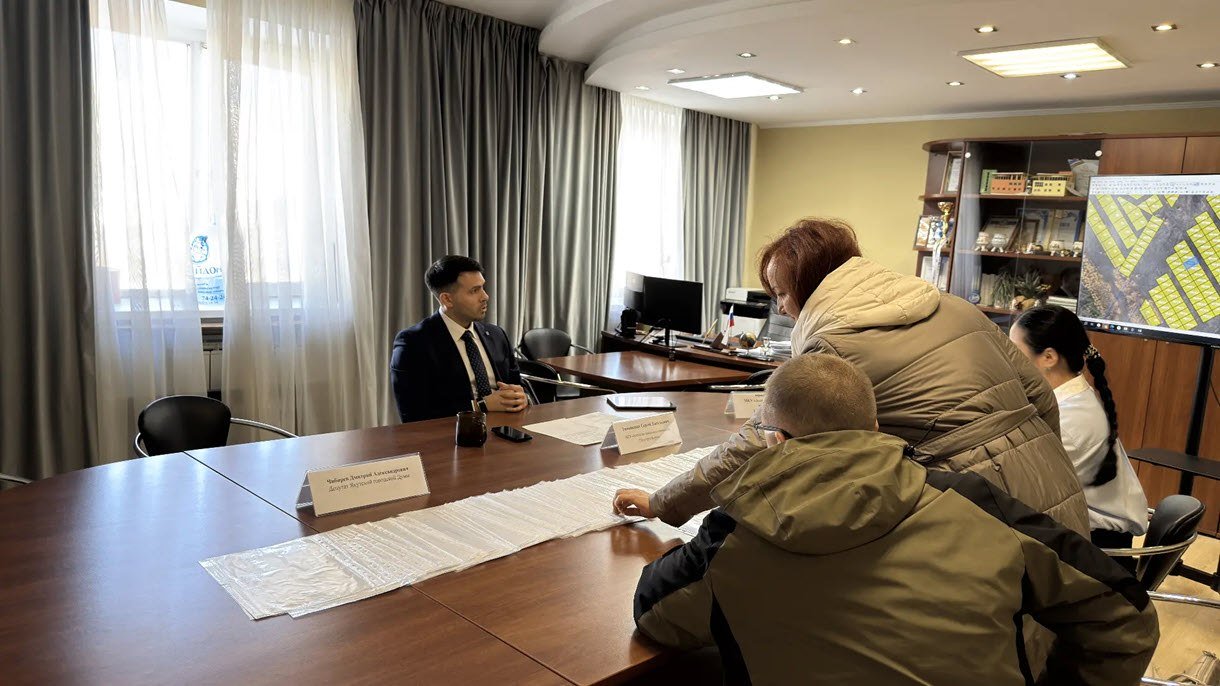 В Якутске распределили земельные участки в с. Сырдах многодетным семьям