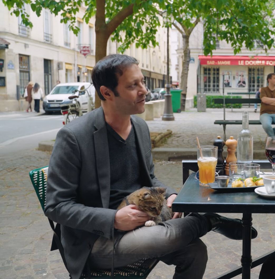 Как бездомный кот с колымской трассы оказался в Париже