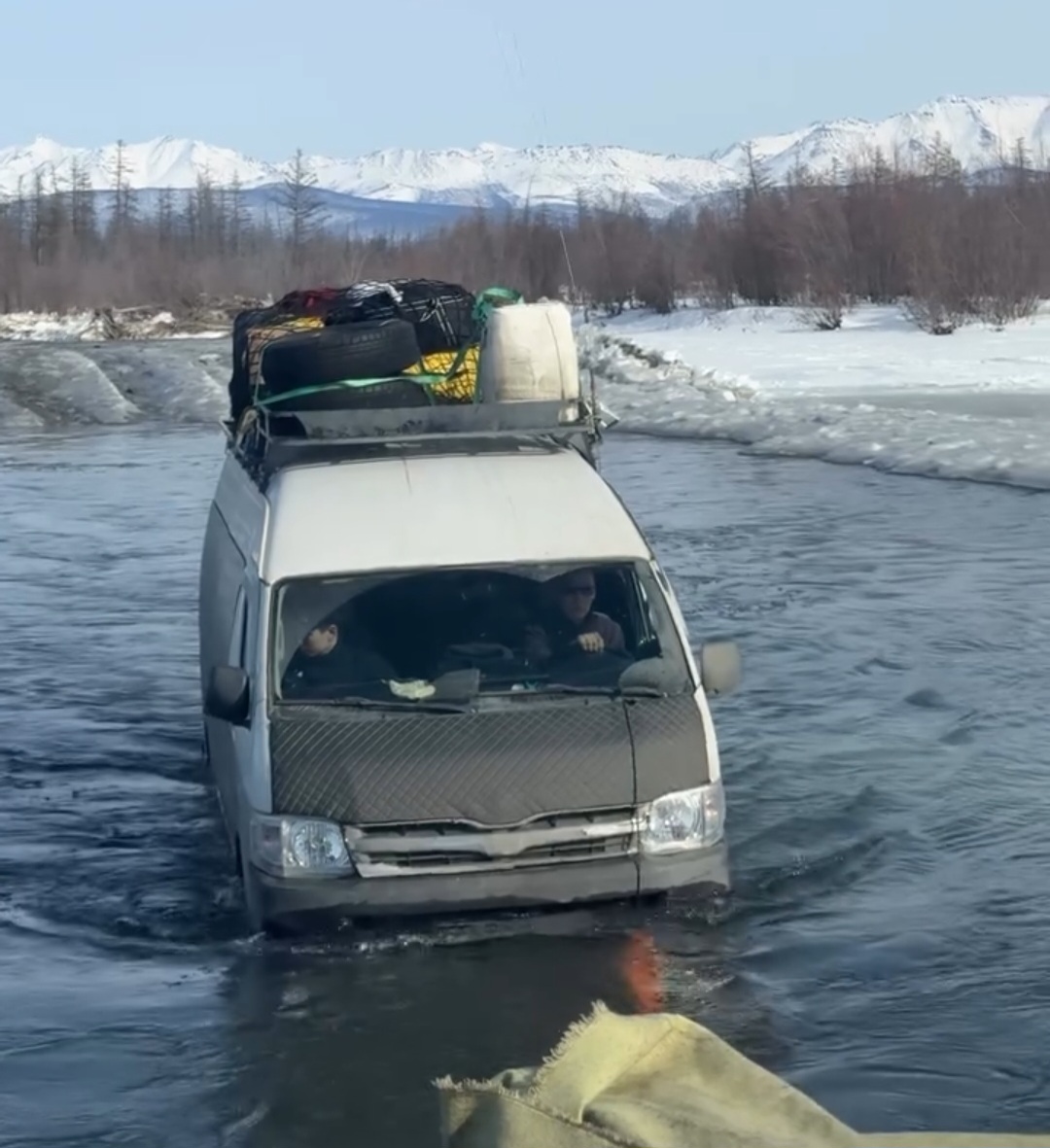 Экстремальная дорога из Момы в Якутск. Каково это?