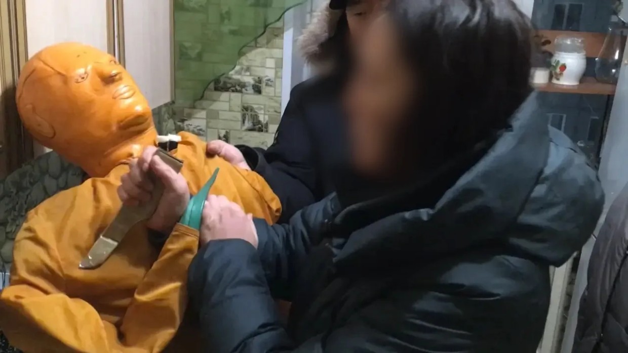 Жительница Якутска предстанет перед судом по обвинению в убийстве мужчины