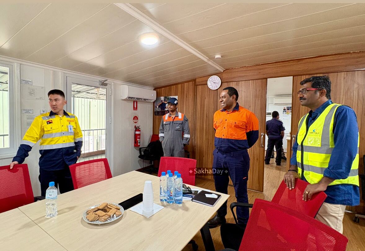 Самый эксцентричный экс-министр Якутии «засветился» в Папуа–Новой Гвинее