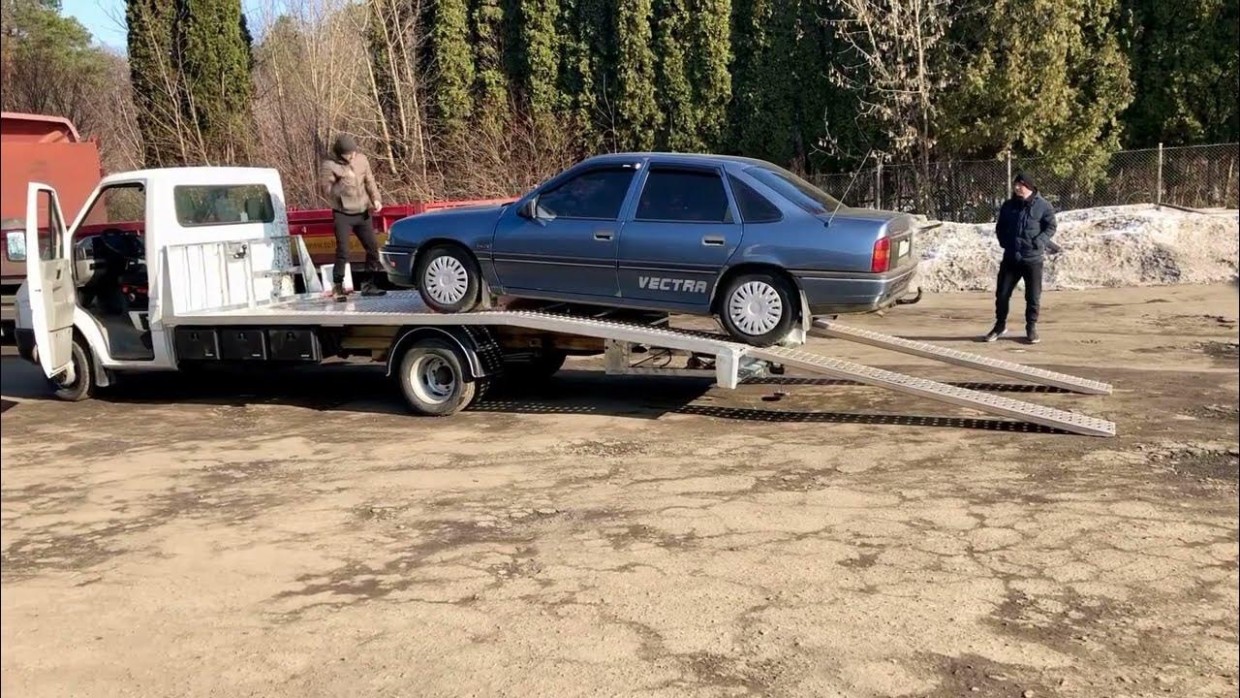 Неправомерная эвакуация: как вернуть машину и не платить штраф — юрист разобрал 2 случая