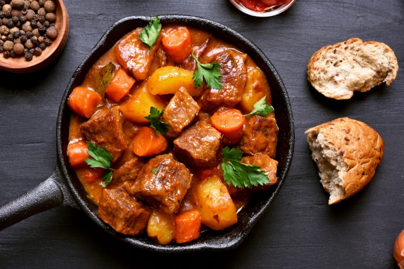 По-мясному вкусно — венгерское блюдо из курицы, которое сведет с ума вас и ваших гостей