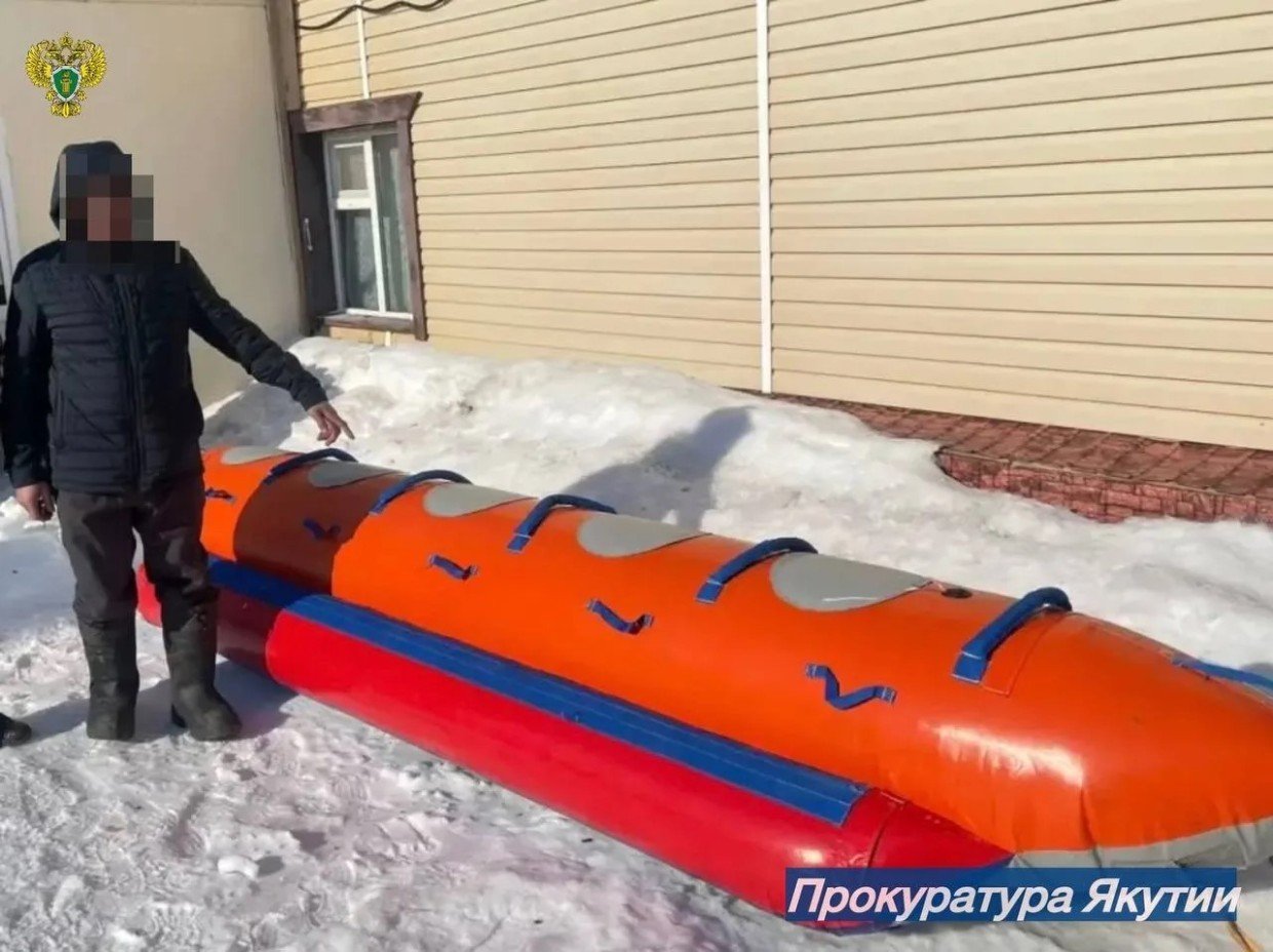 В Якутии предприниматель выплатил 200 тысяч рублей пострадавшему в ледовом парке ребенку