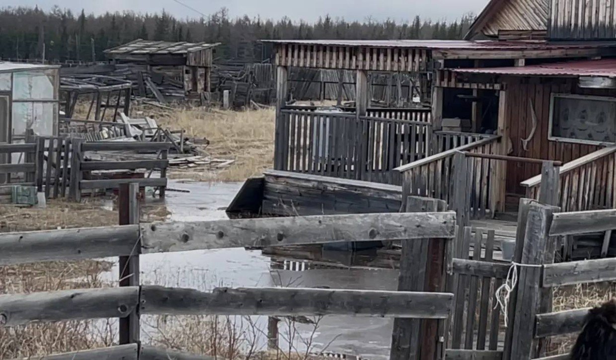 В мирнинском селе Арылах подтоплено два дома