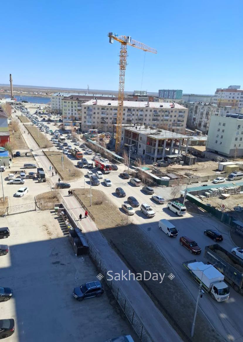 Перекрытие улиц из-за Крестного хода вызвало транспортный коллапс в Якутске