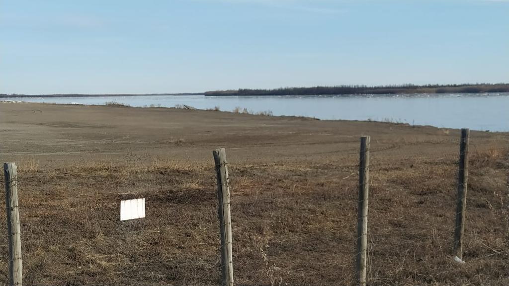 Аэропорт поселка Зырянка временно закрыт из-за подтопления полосы