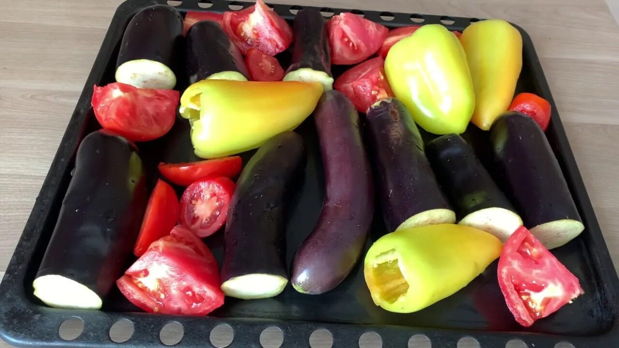 Продукты для аджапсандали.